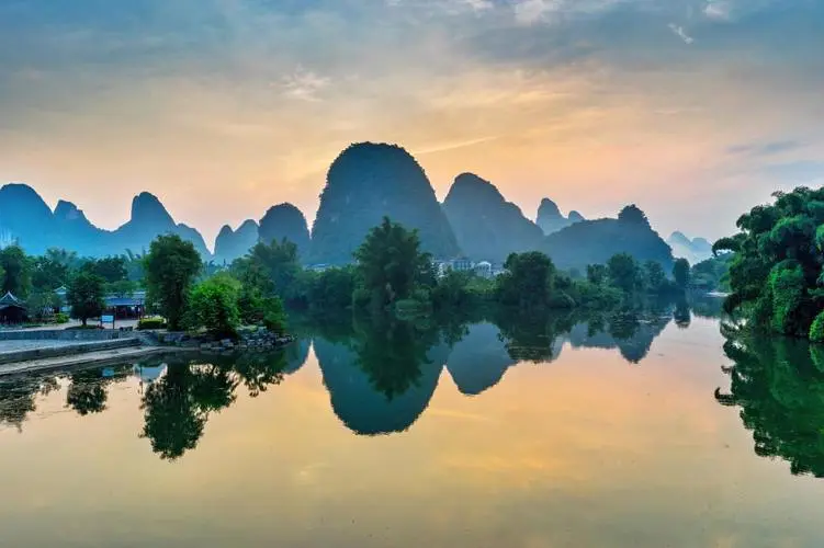 高质量绿色智慧城市